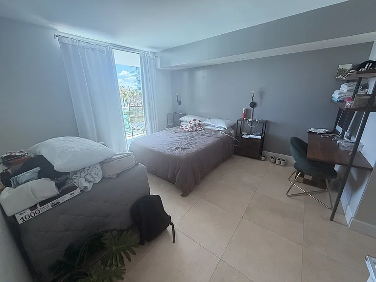 1800 N Bayshore Dr #1408 — Photo 25