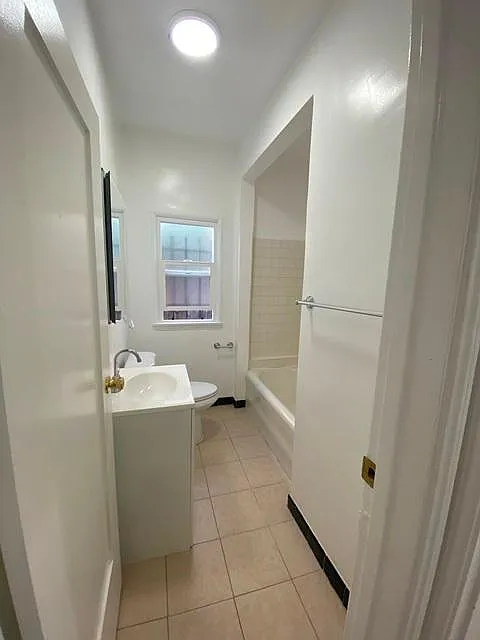 1 bed, 660 sqft, $2,000 — Photo 2