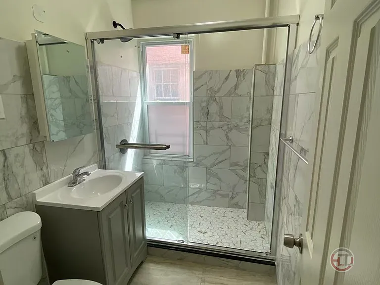 2222 Newbold Ave #1F — Photo 4