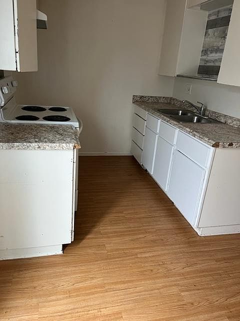2nd image of 6405 Nightingale St