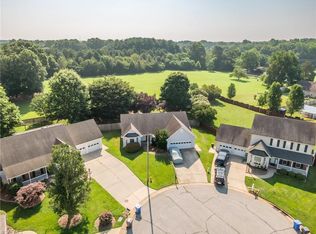 631 Tuxford Ln, Kernersville, NC 27284