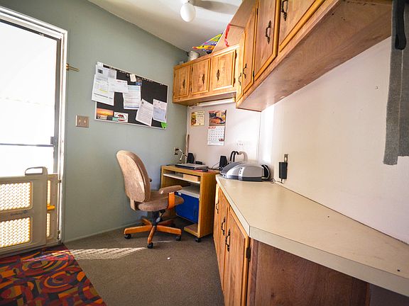 4th image of 2485 Elderberry Dr