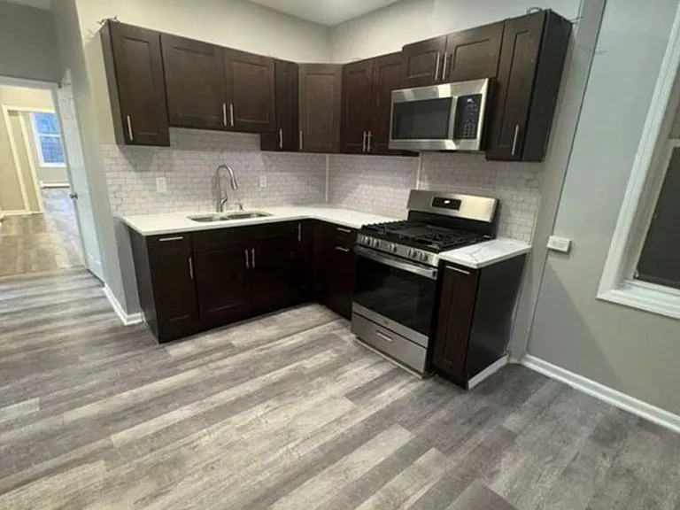 367 Morris Ave #2A — Photo 2