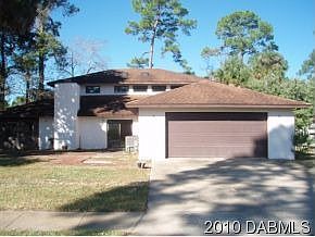 2nd image of 149 Point O Woods Dr