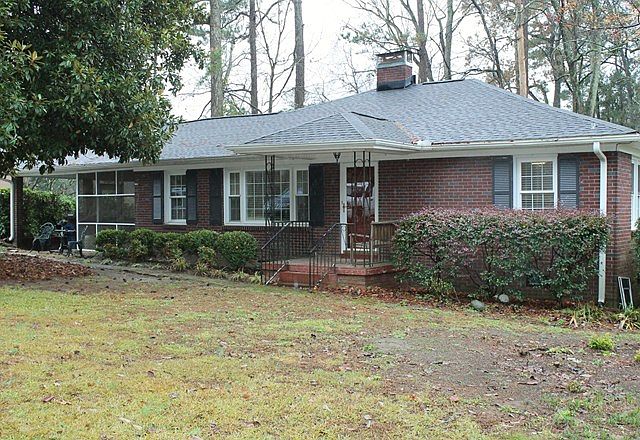 1st image of 417 Dogwood Dr