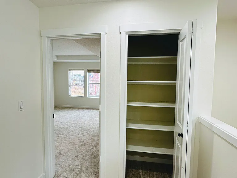 487 SW Aldea Ter — Photo 36