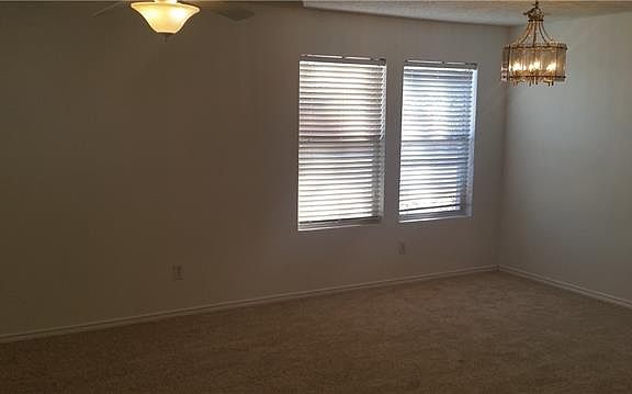4th image of 1030 Bannack Dr