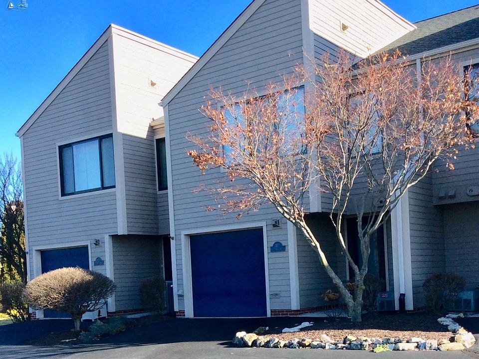 1st image of 477 N Blue Water Dr