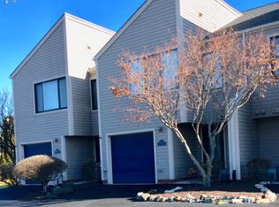 477 N Blue Water Dr, Marblehead, OH 43440