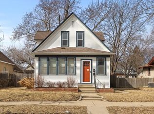 3852 36th Ave S, Minneapolis, MN 55406