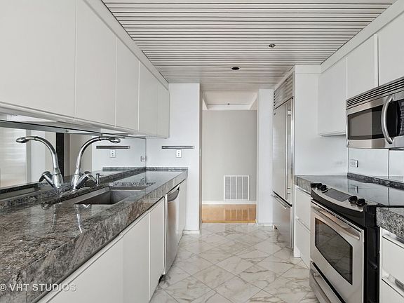 5th image of 161 E Chicago Ave APT 56FG