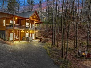 2070 Mountain Top Dr, Blue Ridge, GA 30513
