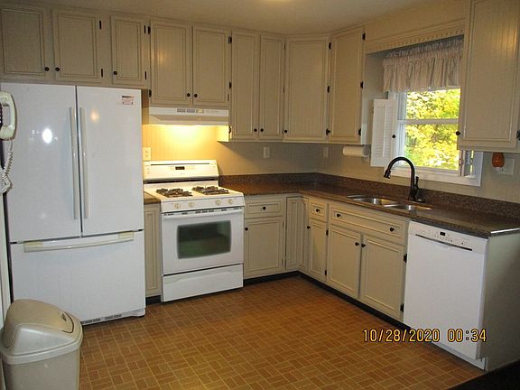 2nd image of 3521 Michigan Ave