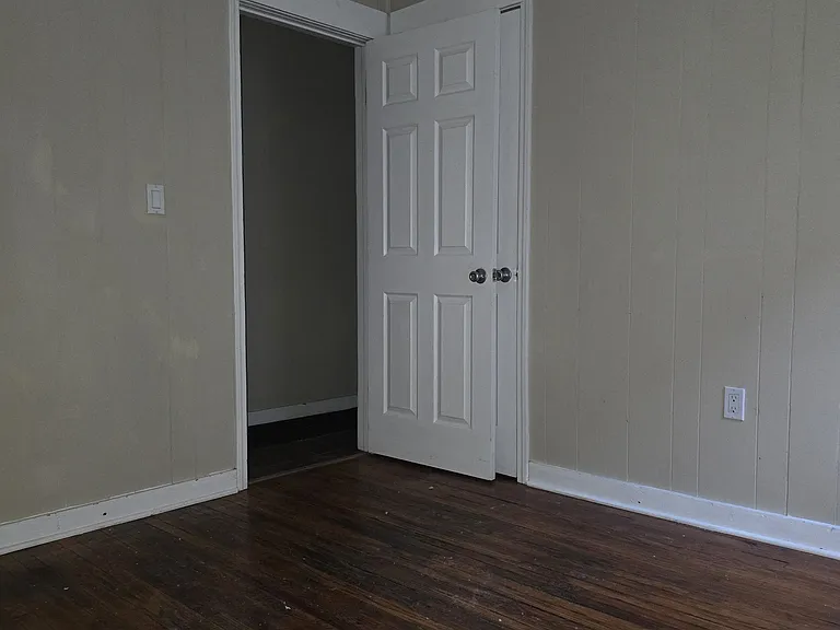 755-757 Genesee St #2 — Photo 3