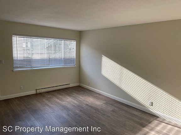 4th image of 140 Santa Maria Ave #2