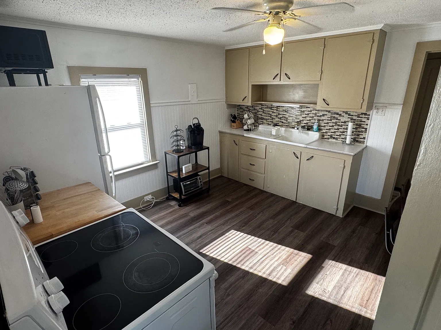 1 bed, 800 sqft, $1,450 — Photo 4