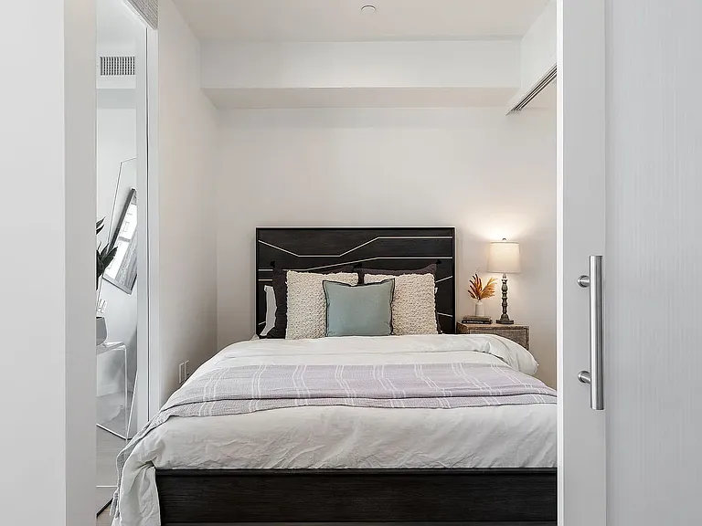 1201 Sutter St #211 — Photo 3