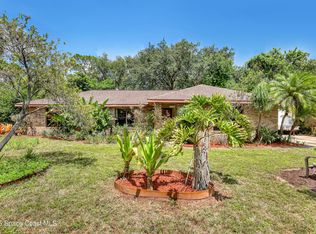 698 Awin Ct SE, Palm Bay, FL 32909