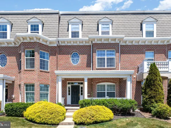 4710 Laurel Valley Ln, Enola, PA 17025