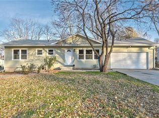 12705 14th St, Grandview, MO 64030