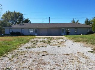 1909-1911 S 16th Ave, Ozark, MO 65721