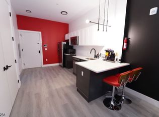 925 E Jersey St #309, Elizabeth, NJ 07201