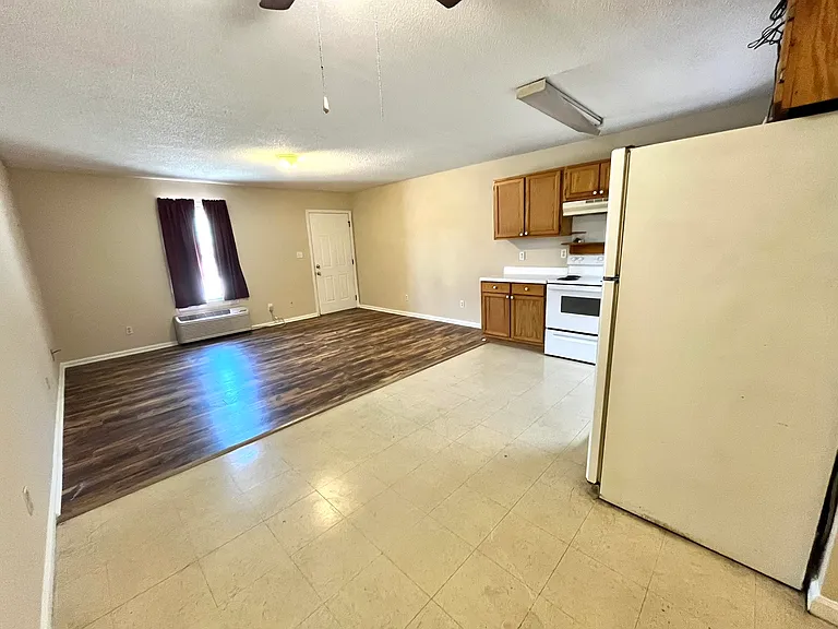 1014 E Lauderdale St — Photo 4