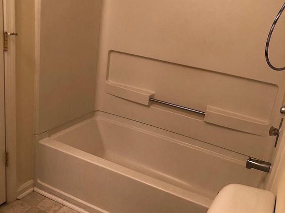 4th image of 46350 Columbus Dr Unit 1004