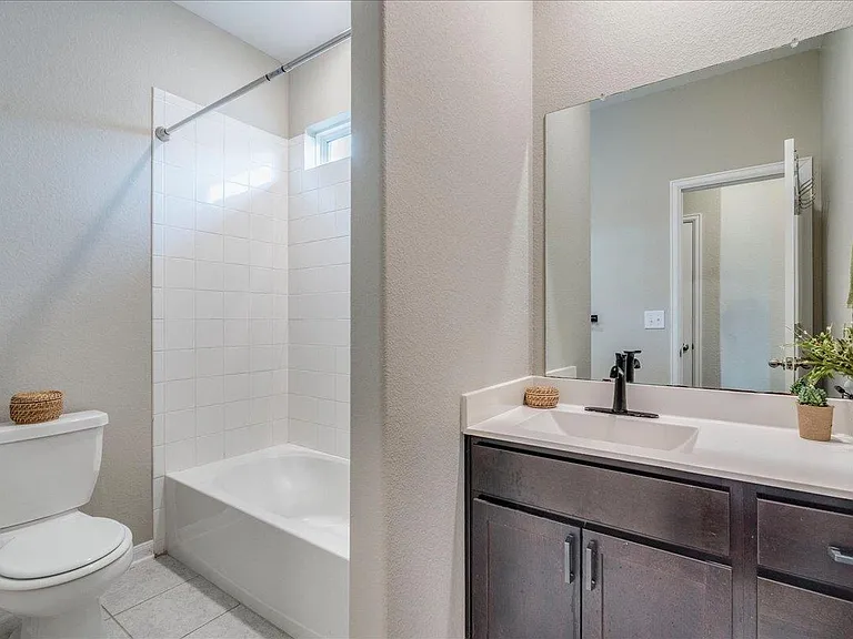 733 Blue Oak Blvd — Photo 28