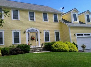 62 Harbour Ter, East Greenwich, RI 02818