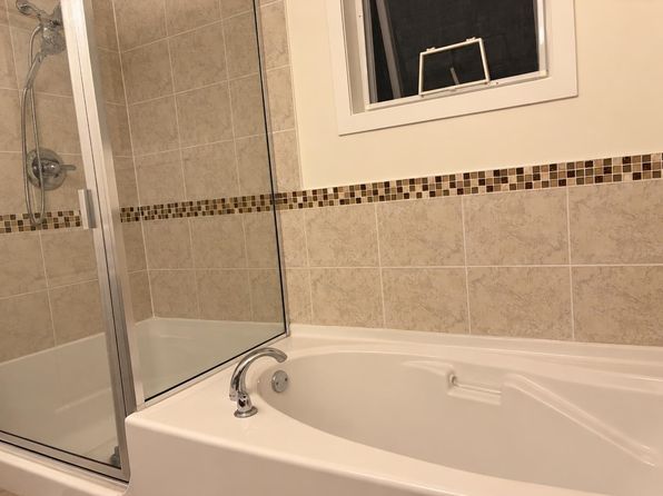3 bedroom rental in Richmond — photo 6