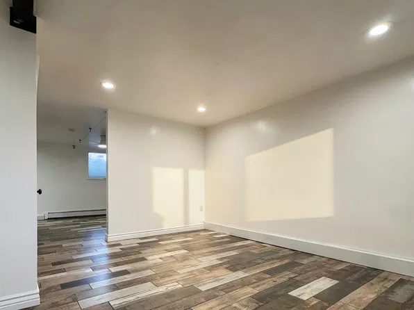 1737 E 22nd Ave APT 8, Denver, CO 80205