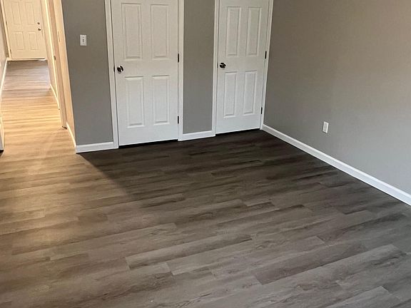 2nd image of 621 De Votie Ave APT 13