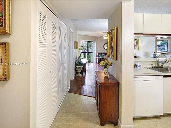 3rd image of 9888 Nob Hill Ln #9888