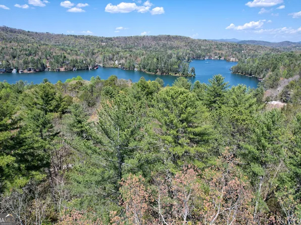 2 Beachside Ln, Lakemont, GA 30552