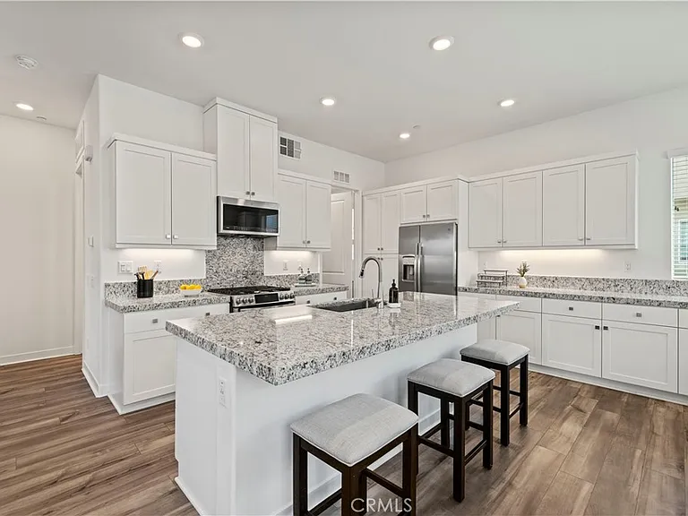 27005 Hummingbird Ln — Photo 22
