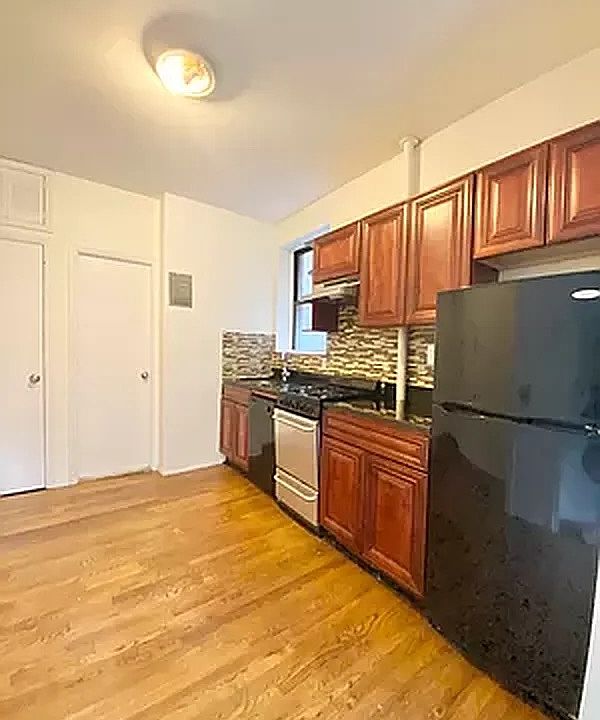2nd image of 1235 1st Ave APT 7