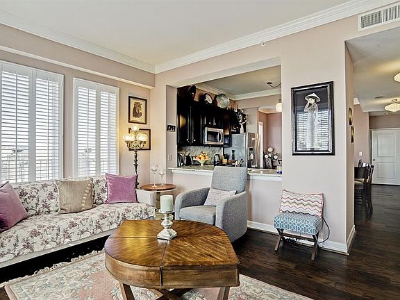 A tranquil place with an elegance.Easy to custom color the walls to your taste. Crown Molding, Plantation Shutters and Hardwoods are upgrades for you to enjoy