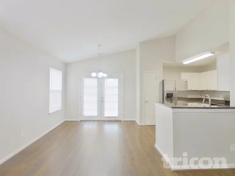 529 Pullman St SW — Photo 5