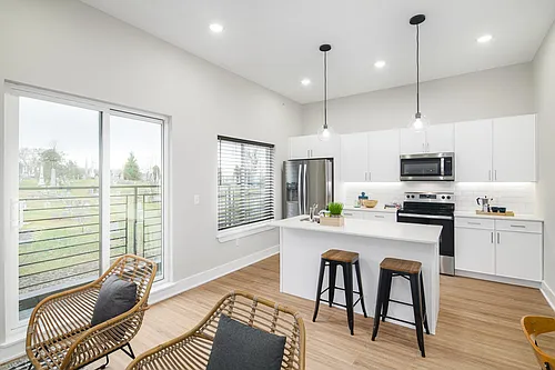 3915 Ridge Ave #201 Photo 1