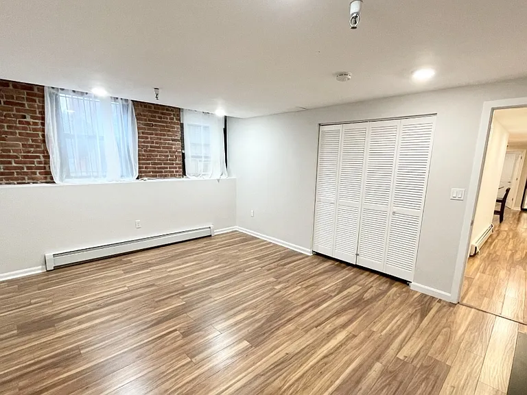 39 Hemenway St #26A — Photo 5