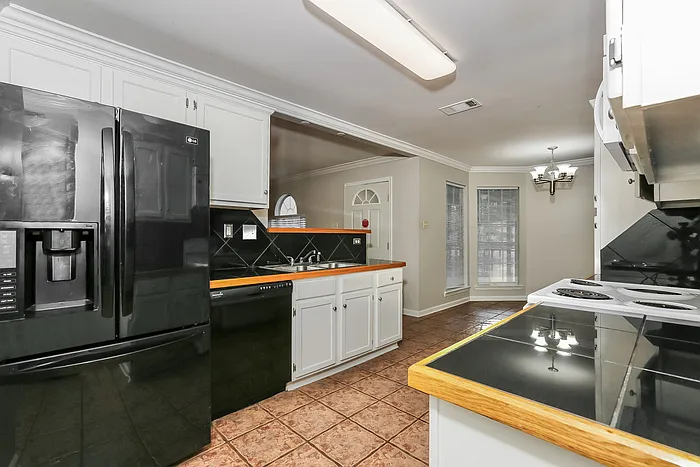 14805 Post Oaks Pl — Photo 6