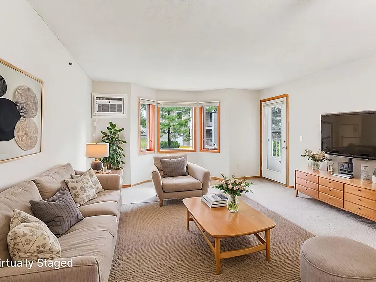 2300 Ridge Dr #2350 — Photo 2