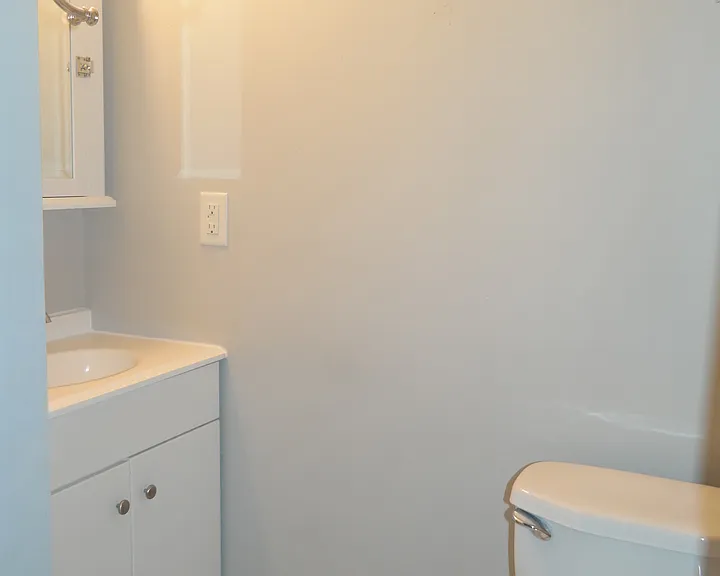 For Rent: Urban Luxury at 914 N. Charles St Your City Lifestyle Awaits! — Photo 46