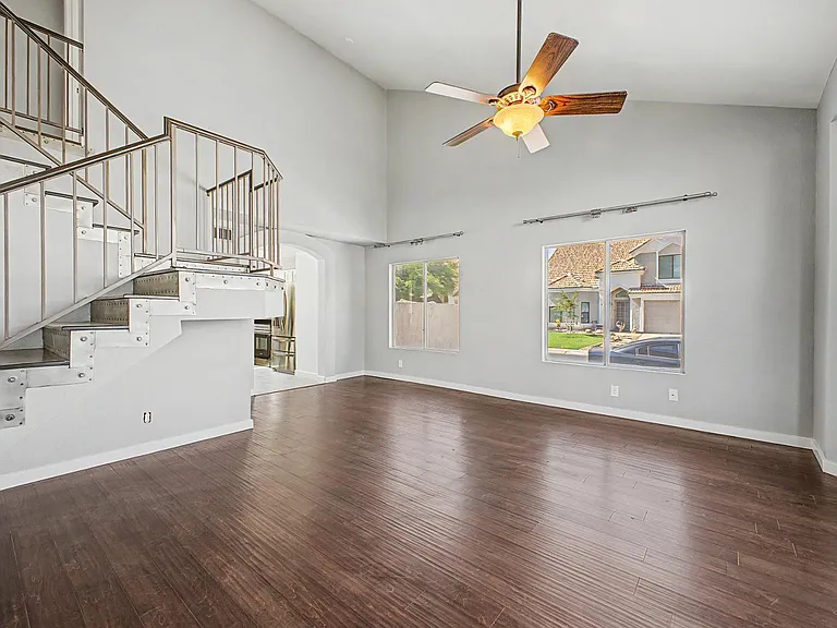 1006 S Tiago Dr — Photo 6