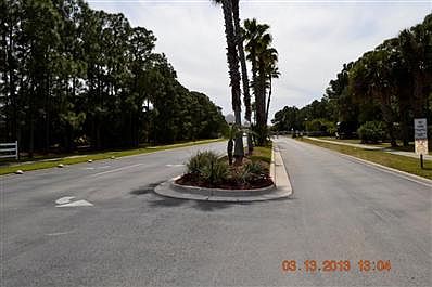 2nd image of 412 SW Locust Cv