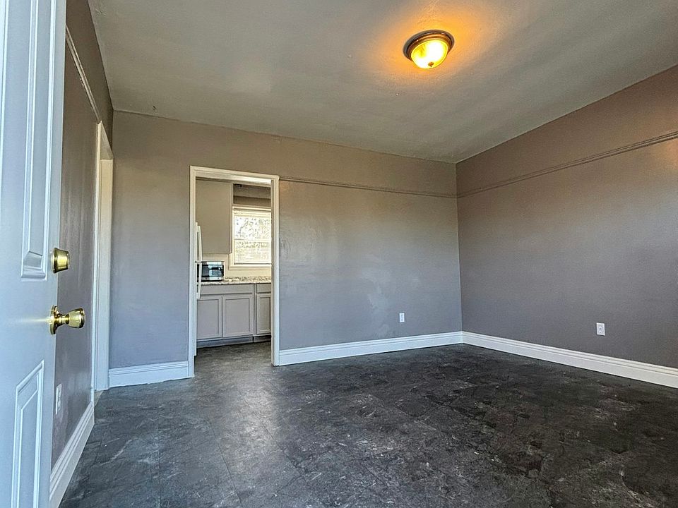 1st image of 24185 Sunnymead Blvd APT 2