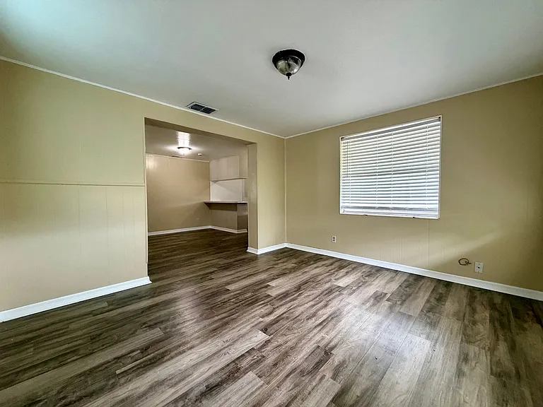 1809 Richter Ln — Photo 16