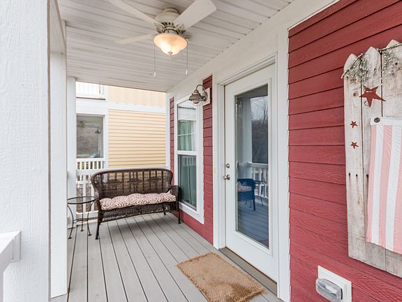 2nd image of 179 Leeward Way Unit 29