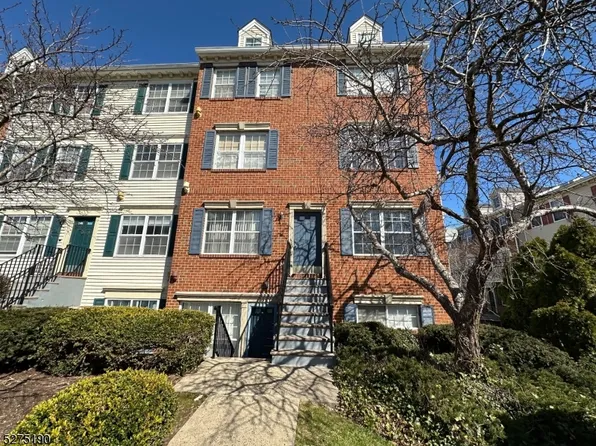 87 Vaughan Dr, Newark City, NJ 07103